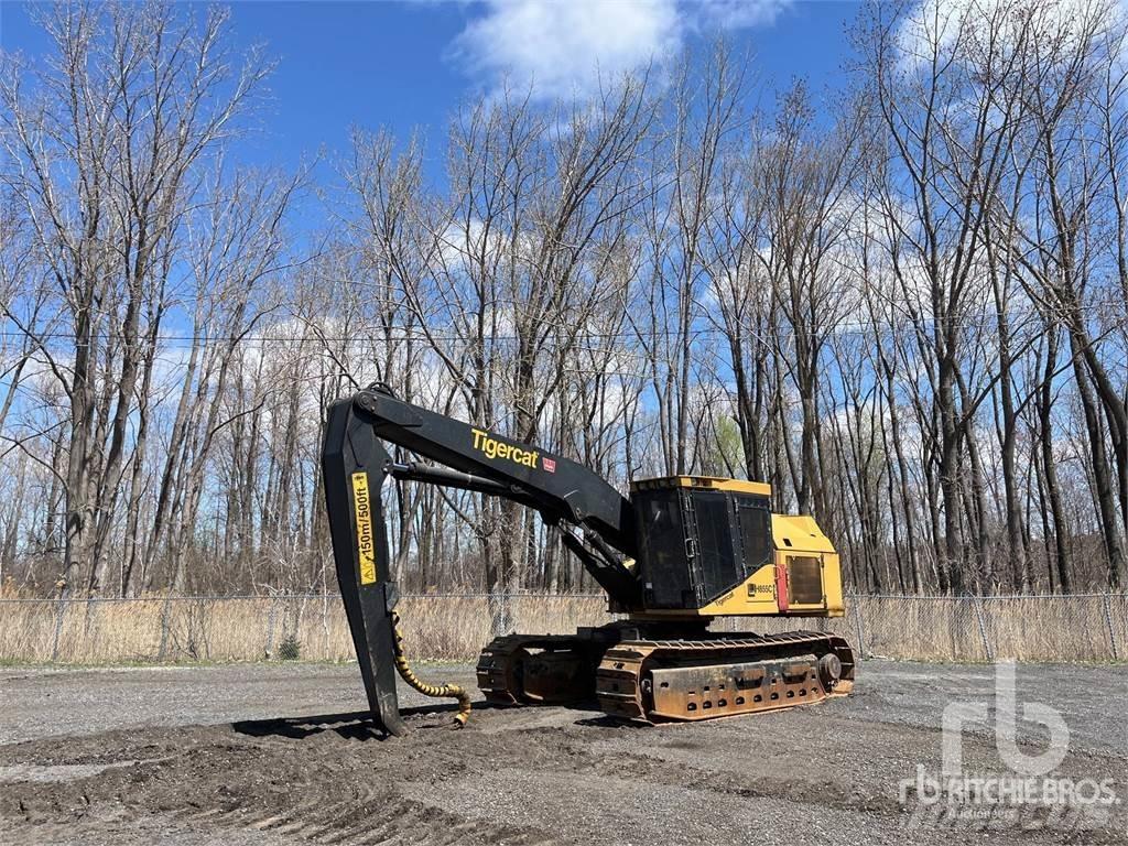 Tigercat H855C Betakarítók