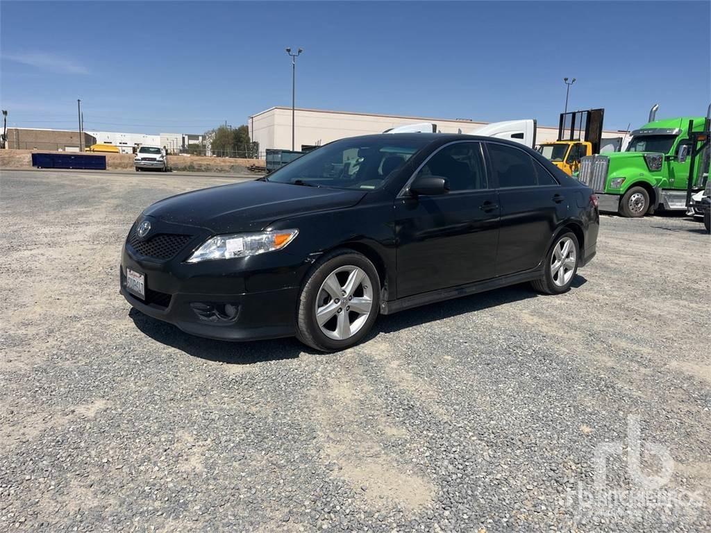 Toyota CAMRY Kistehergépjárművek