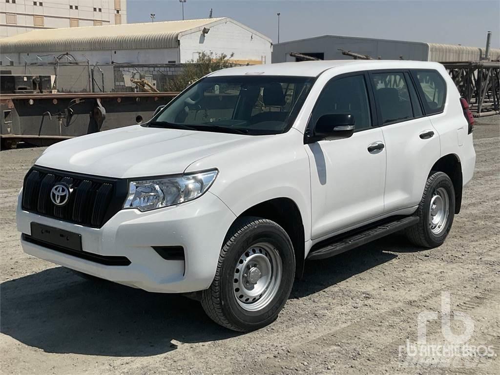 Toyota PRADO Kis teherszállító/Platós kocsi