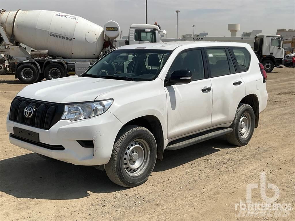 Toyota PRADO Kis teherszállító/Platós kocsi