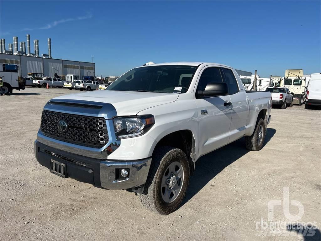 Toyota TUNDRA Kis teherszállító/Platós kocsi