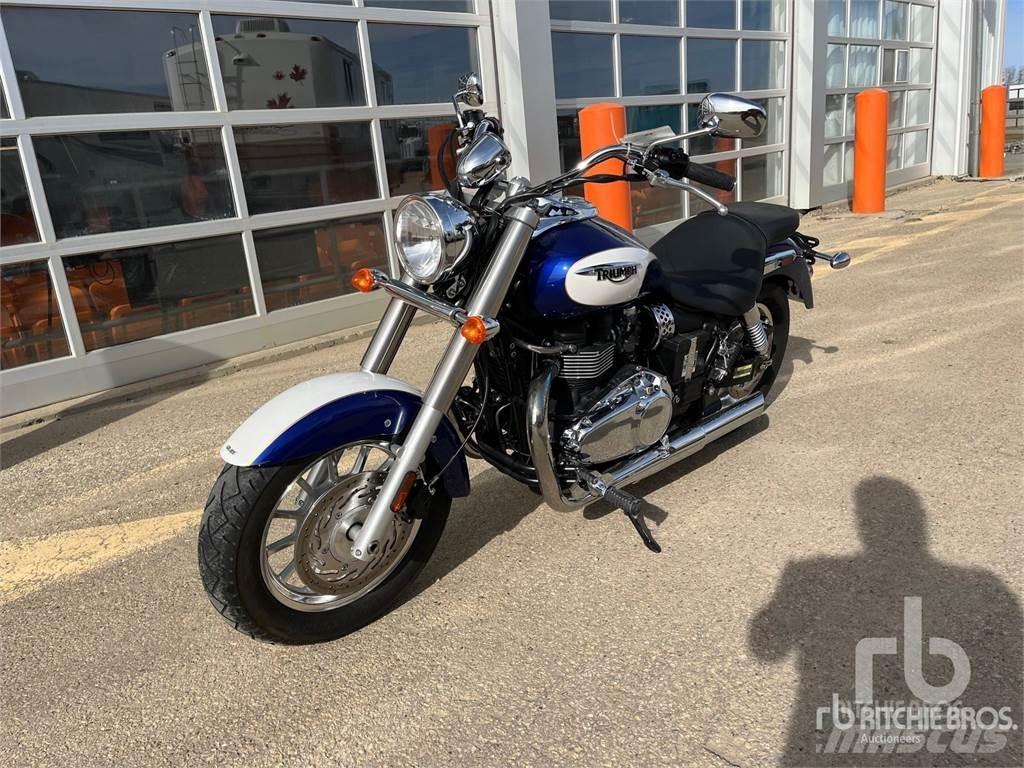 Triumph AMERICA Kistehergépjárművek