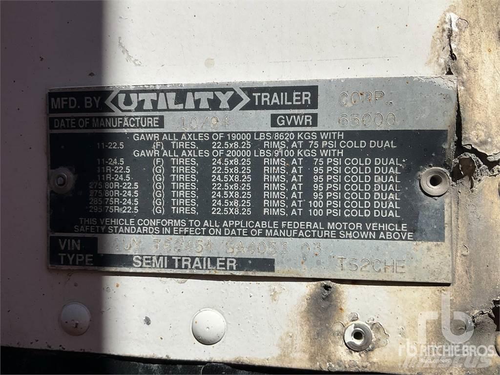 Utility TS2CHE Elhúzható ponyvás félpótkocsik