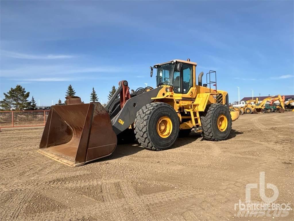 Volvo L220F Gumikerekes homlokrakodók