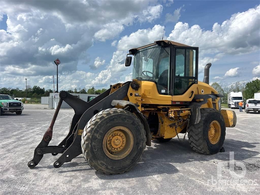 Volvo L90G Gumikerekes homlokrakodók
