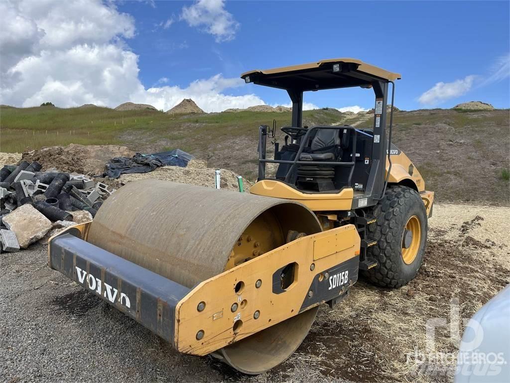 Volvo SD115B Talajtömörítő gépek