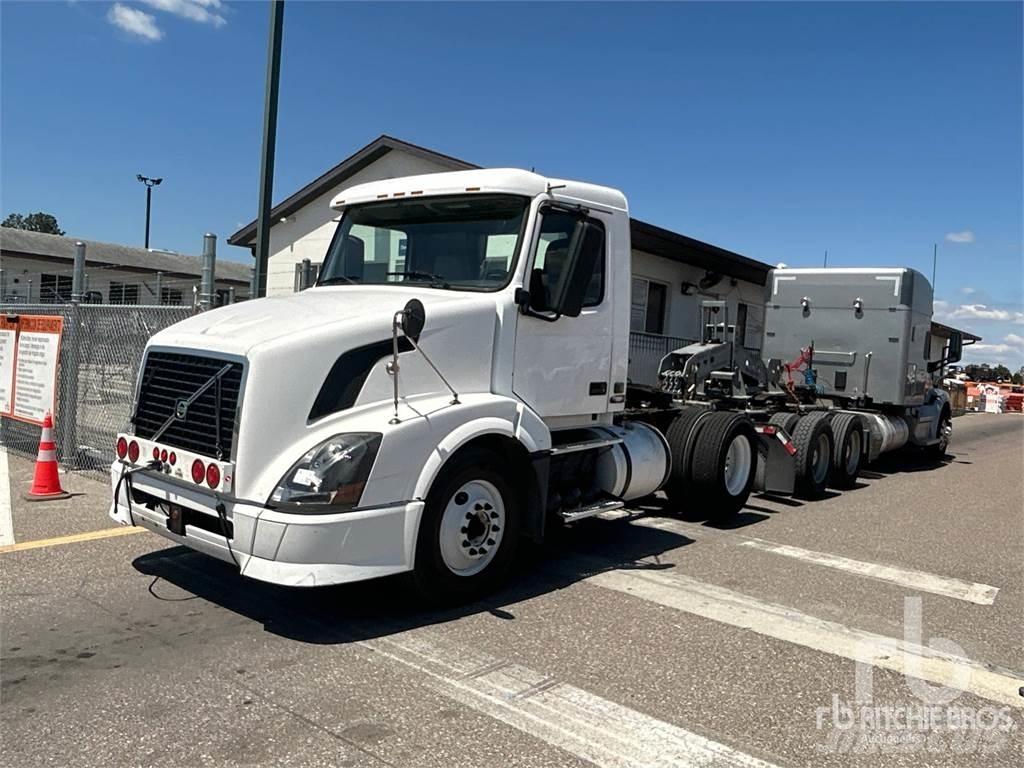 Volvo VNL300 Nyergesvontatók