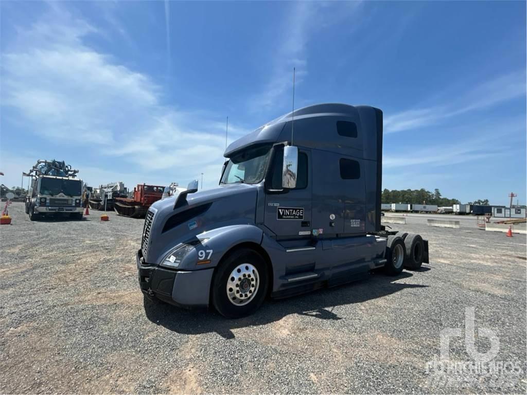 Volvo VNL64T760 Nyergesvontatók