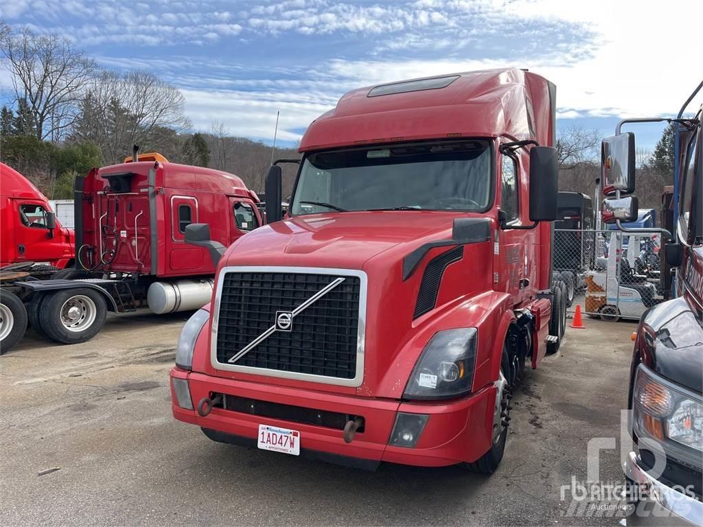 Volvo VNL670 Nyergesvontatók