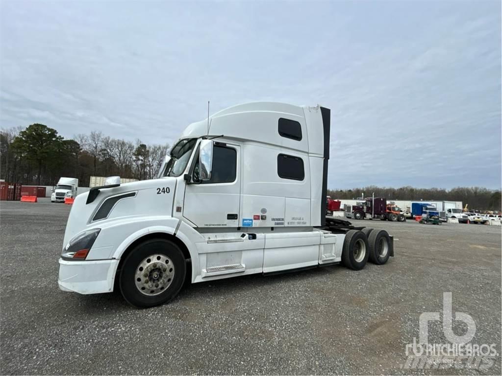 Volvo VNL780 Nyergesvontatók