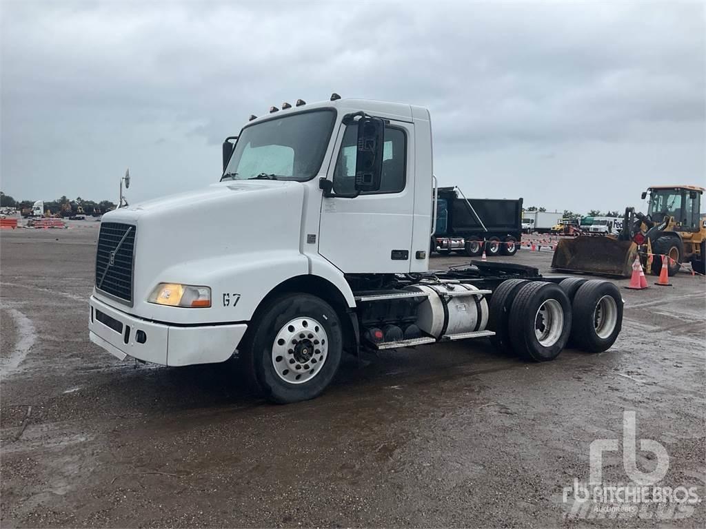 Volvo VNM200 Nyergesvontatók