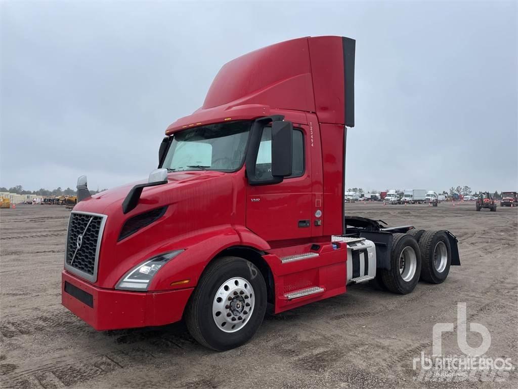 Volvo VNR300 Nyergesvontatók