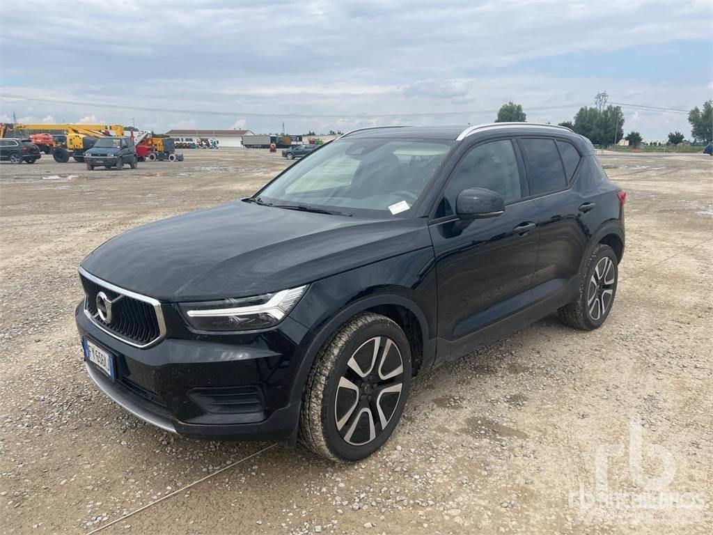 Volvo XC40 Kis teherszállító/Platós kocsi