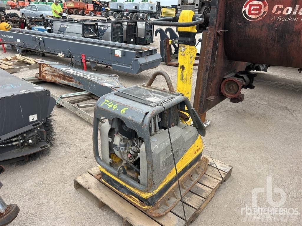 Wacker DPU6555 Vibrátorok