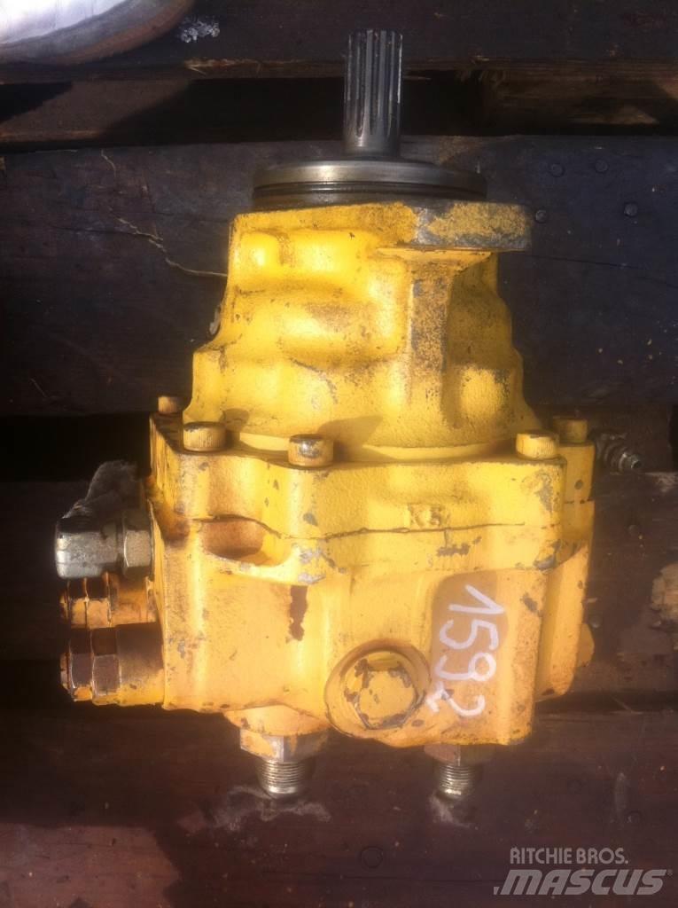 Komatsu BRAK OZNACZEŃ Motorok