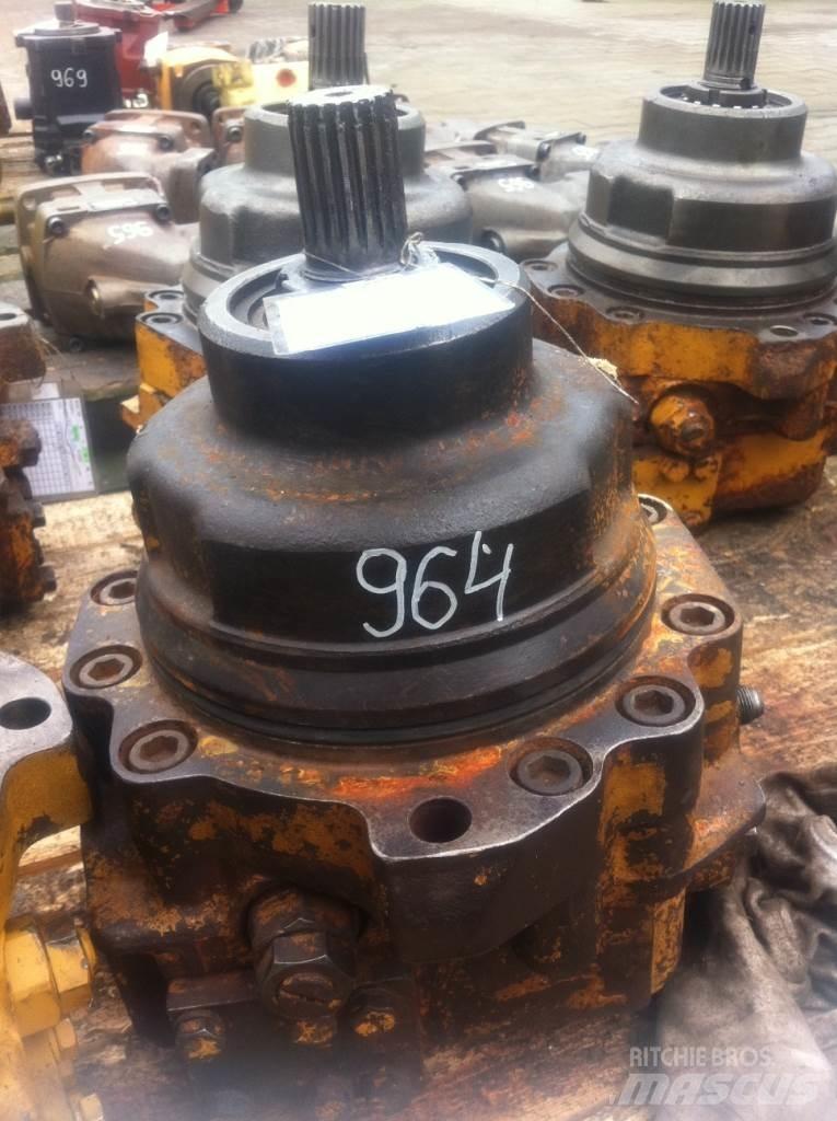 Komatsu MB90 Motorok