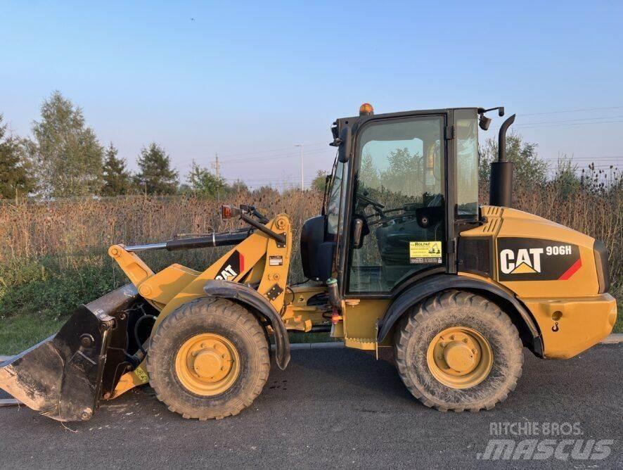 CAT 906H Univerzális rakodógépek