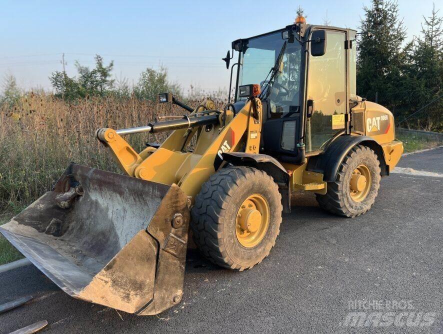 CAT 906H Univerzális rakodógépek