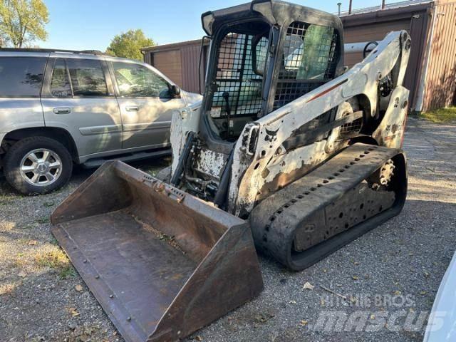 Bobcat T750 Lánctalpas homlokrakodók