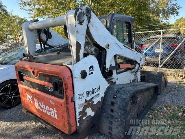 Bobcat T750 Lánctalpas homlokrakodók