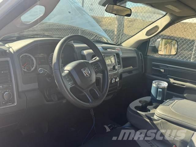 Dodge Ram 2500 Műszaki mentők