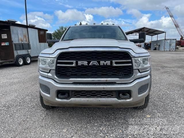 Dodge Ram 4500HD Egyéb