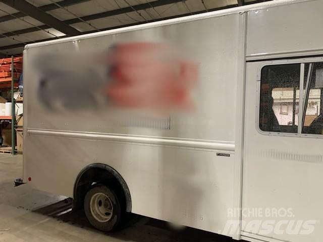Ford E350 Dobozos teherautók