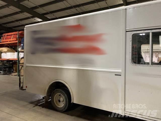 Ford E350 Dobozos teherautók