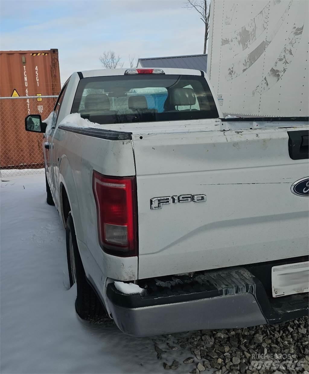 Ford F-150 Kis teherszállító/Platós kocsi