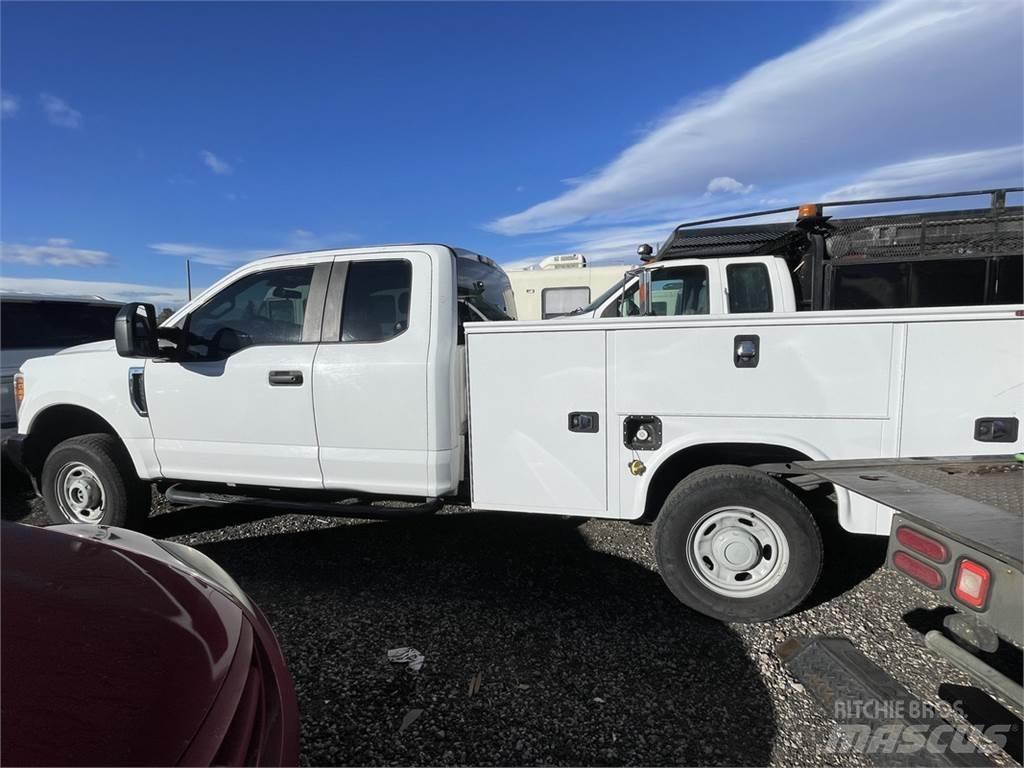 Ford F250 Műszaki mentők