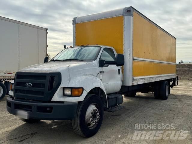 Ford F750 Dobozos teherautók