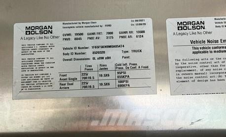 Ford P1000 F59 Dobozos teherautók