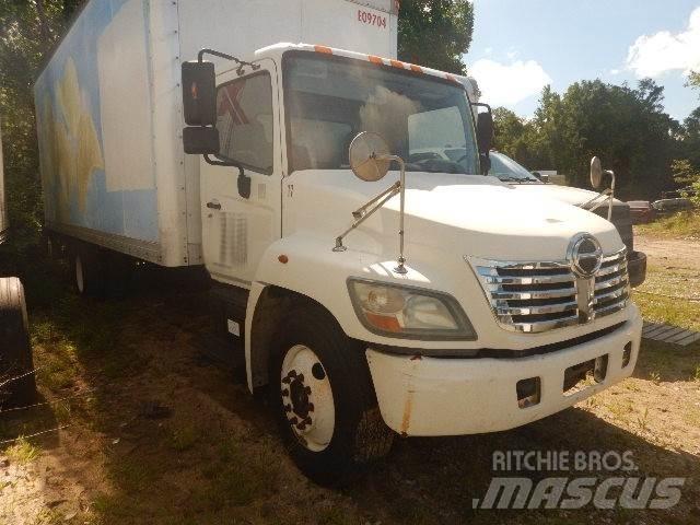 Hino 258 Dobozos teherautók