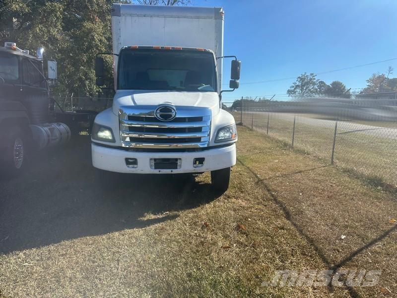 Hino 258LP Dobozos teherautók
