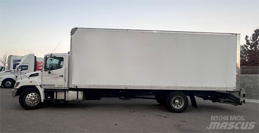 Hino 268A Dobozos teherautók