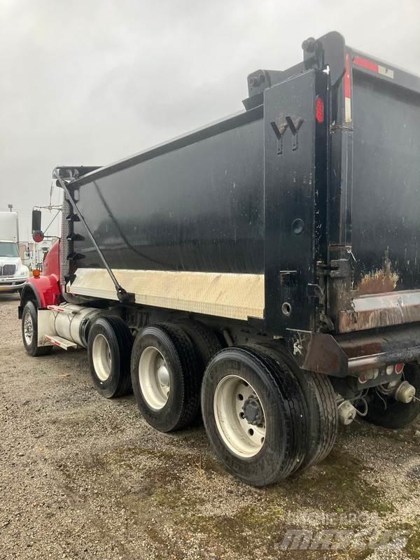 Kenworth T800 Billenő teherautók
