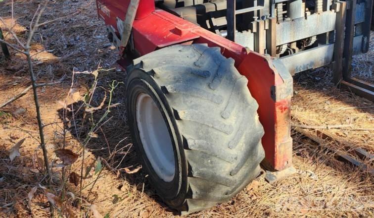 Moffett M55 Tolóoszlopos négyutas targonca