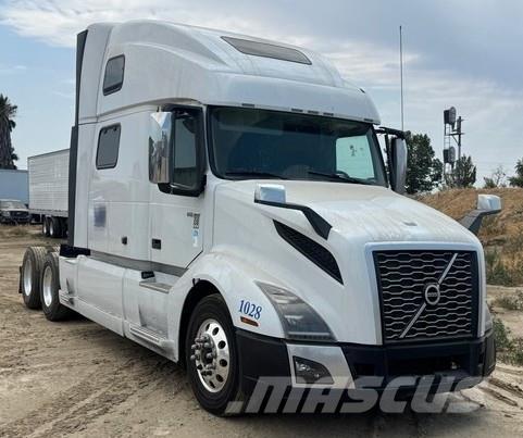 Volvo VNL64T670 Nyergesvontatók