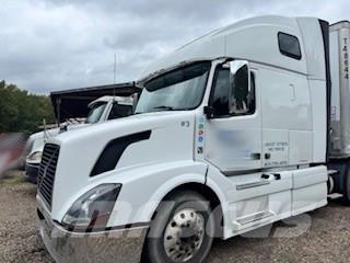 Volvo VNL64T780 Nyergesvontatók