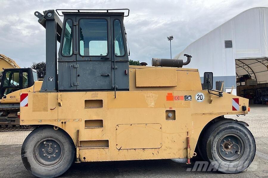 Hamm GRW 15 Pneumatikus kerekes hengerek