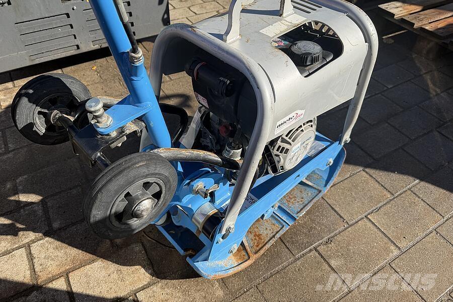 Weber CR 2 Vibrátorok
