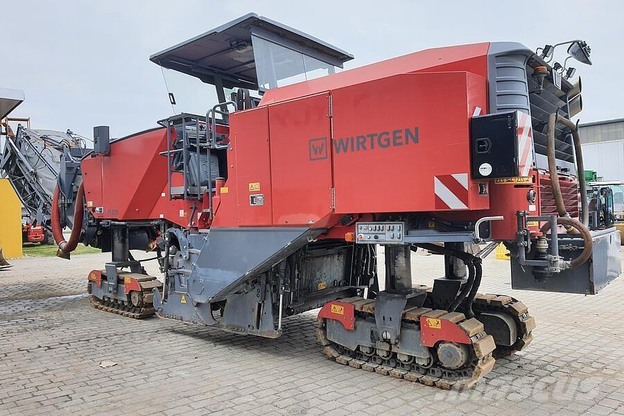 Wirtgen W 220 Aszfalt marók
