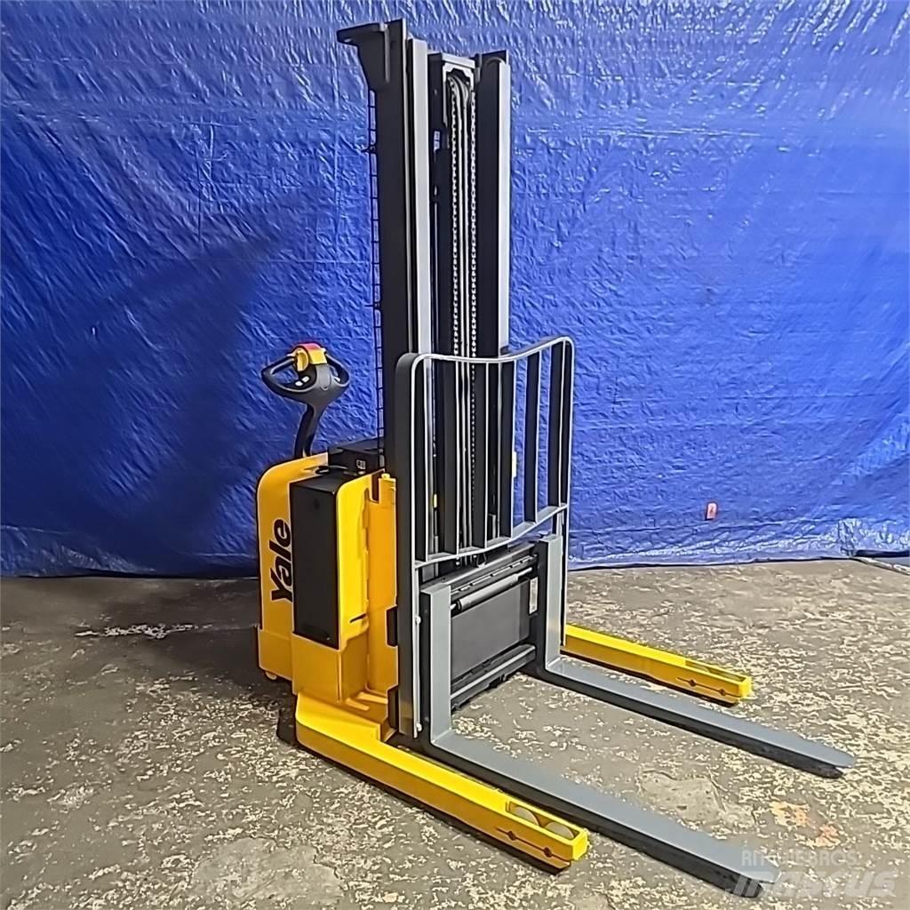 Yale MSW040 Elektromos gyalogkíséretű targoncák