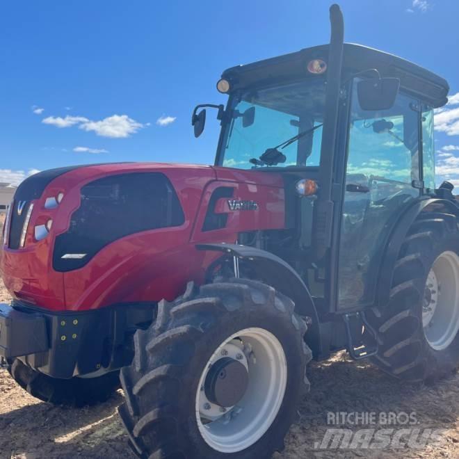 Valtra F105S Traktorok