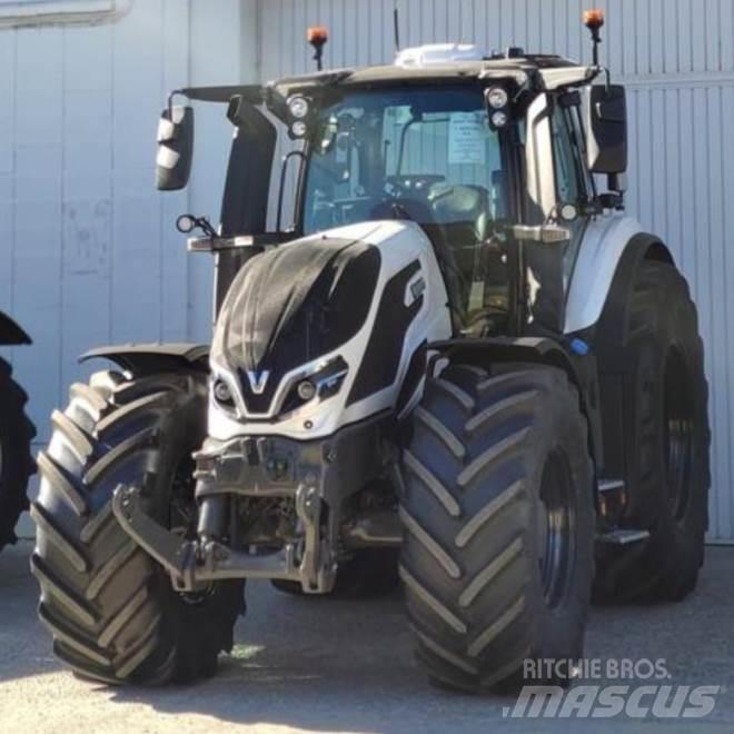 Valtra Q305 Traktorok