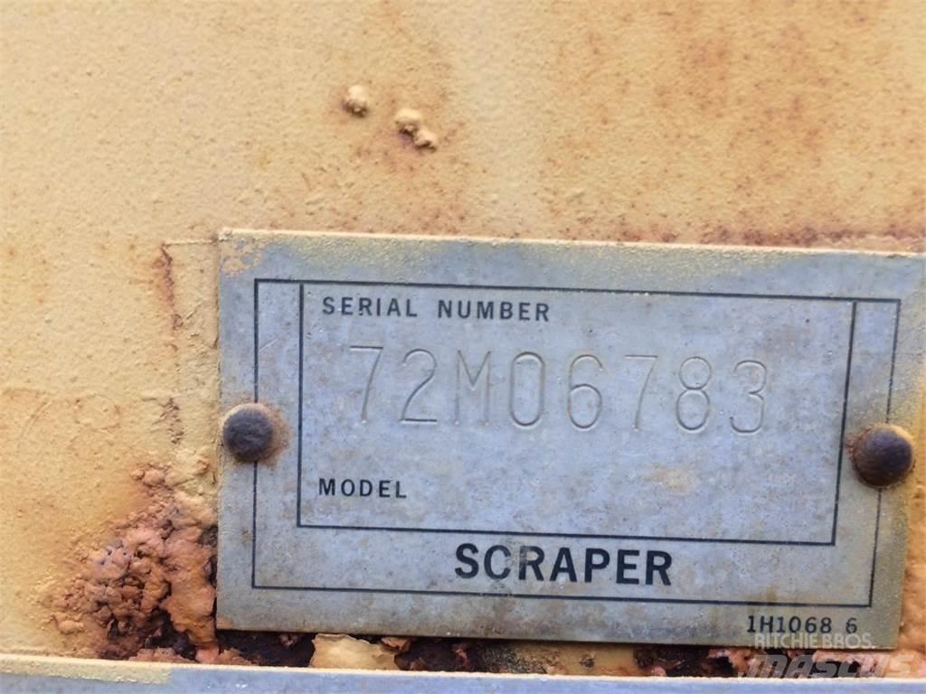 CAT 613B Földnyesők (szkréperek)