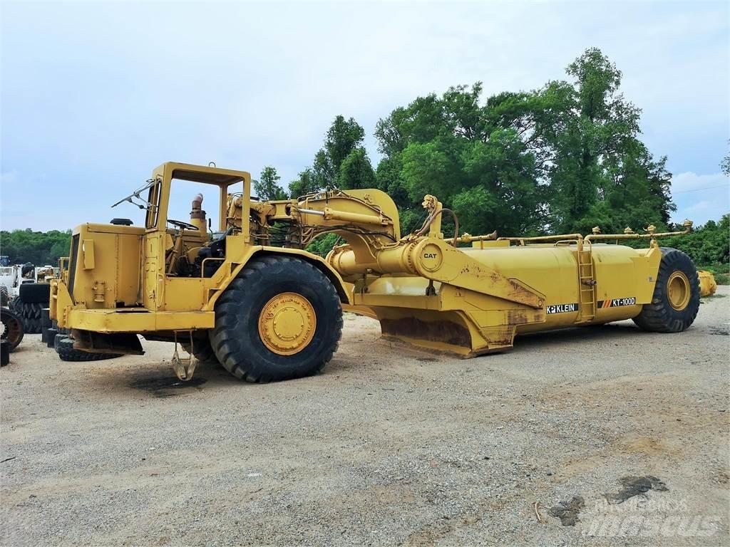 CAT 631D Vízszállító teherautók