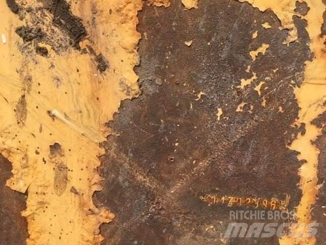CAT 926E Gumikerekes homlokrakodók