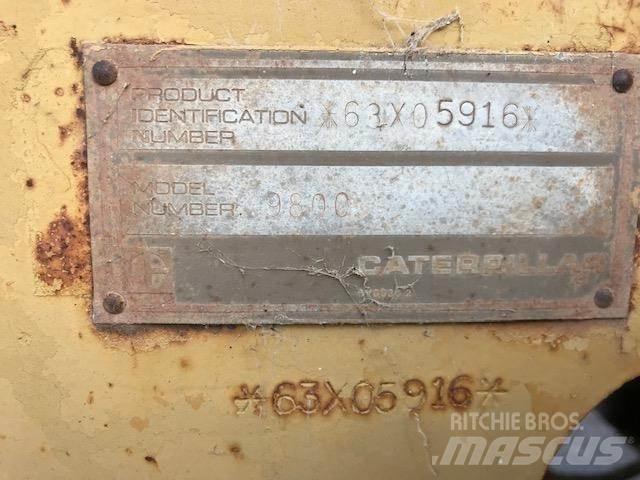 CAT 980C Gumikerekes homlokrakodók