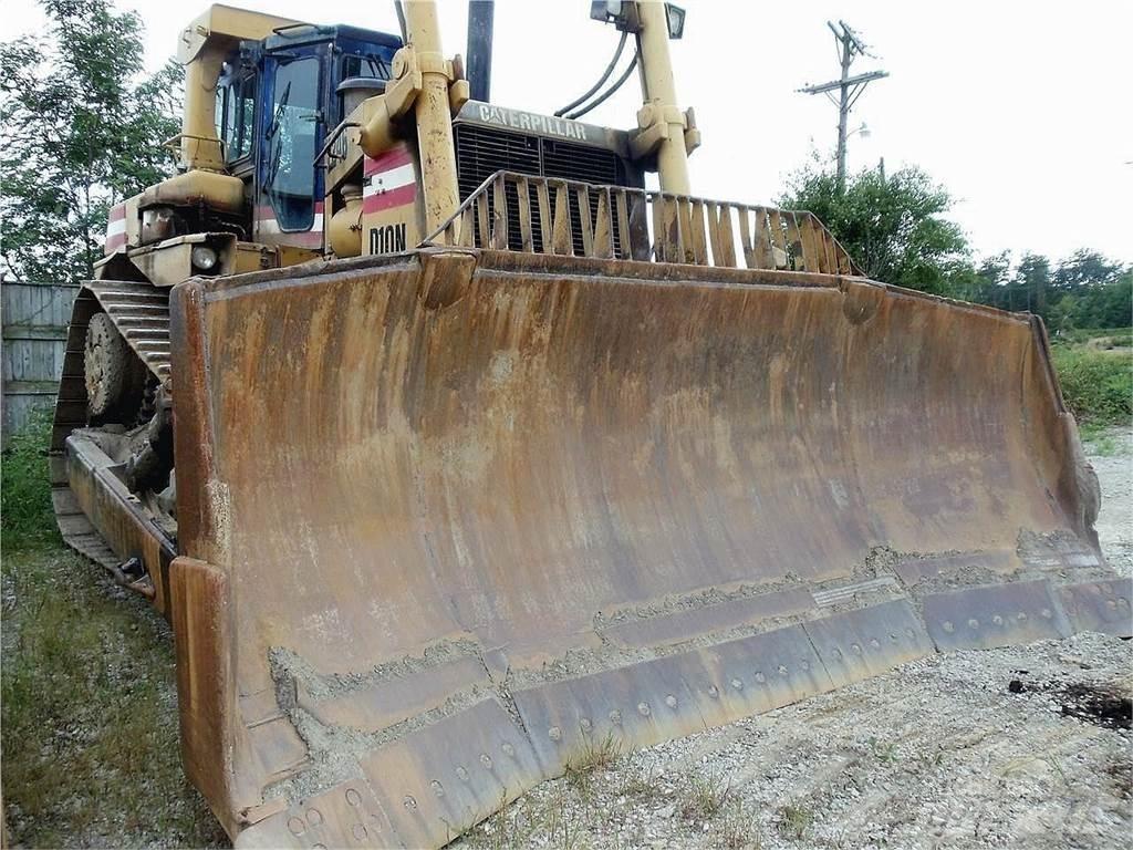 CAT D10N lánctalpas dózerek